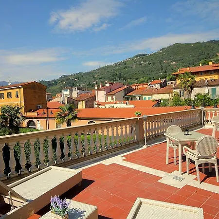 La Sosta Degli Artisti Bed & Breakfast Pietrasanta