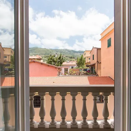 La Sosta Degli Artisti Pietrasanta