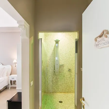 La Sosta Degli Artisti B&B 피에트라산타